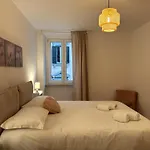 Melissa House Apartment *