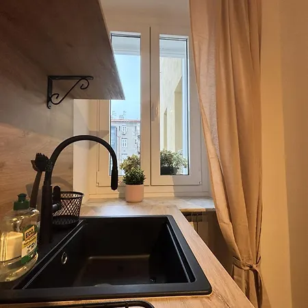 Melissa House * Trieste